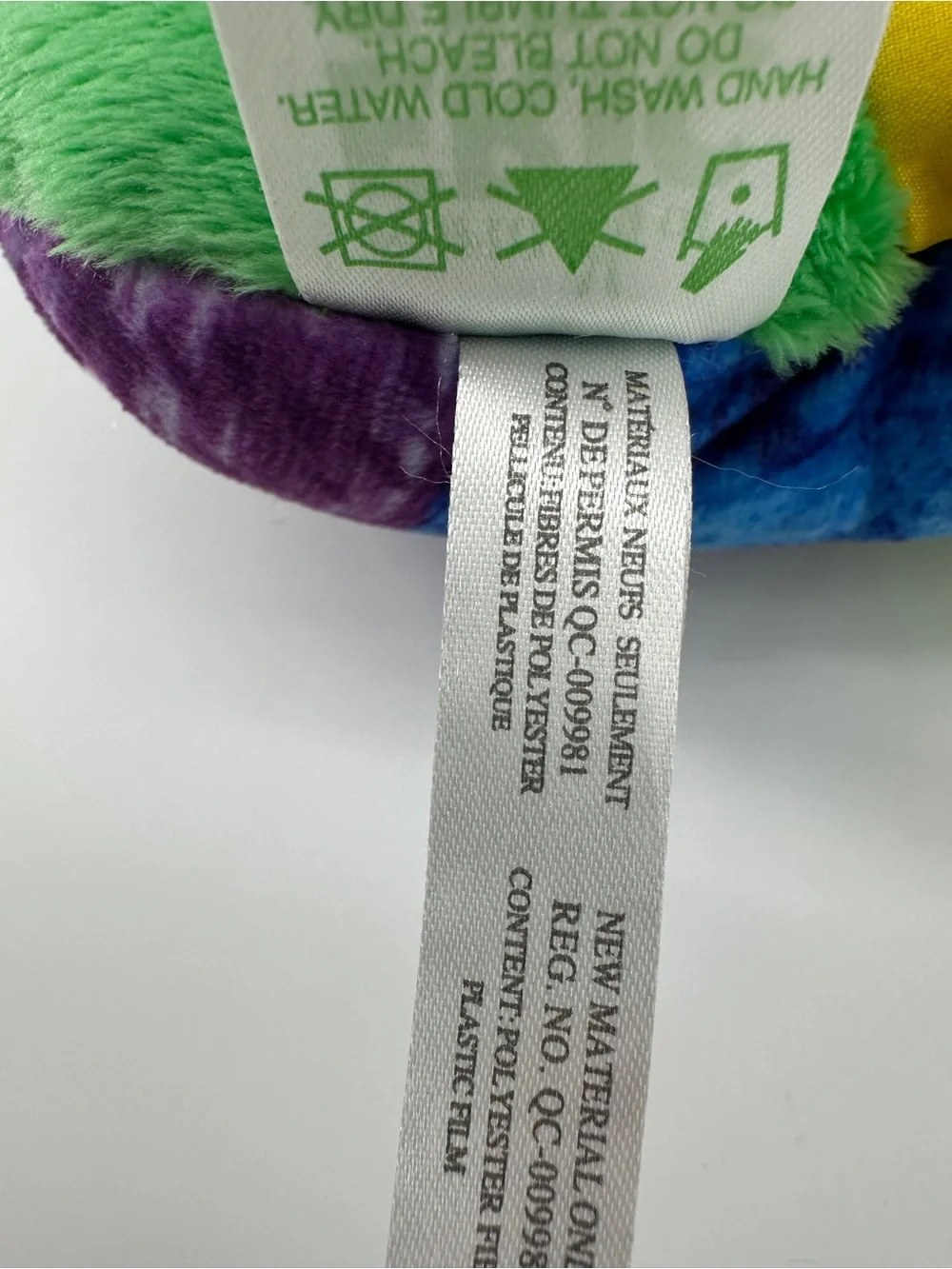 Very Hungry Caterpillar board book preowned showing